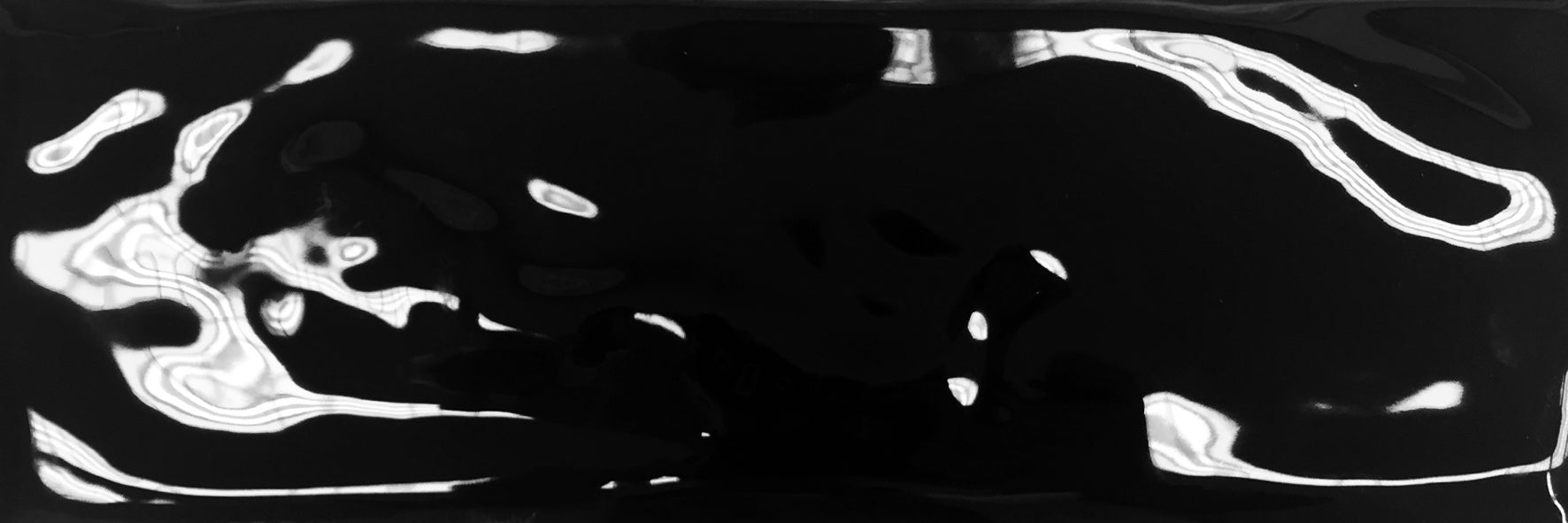Seinälaatta 10x30 Crayon Musta
